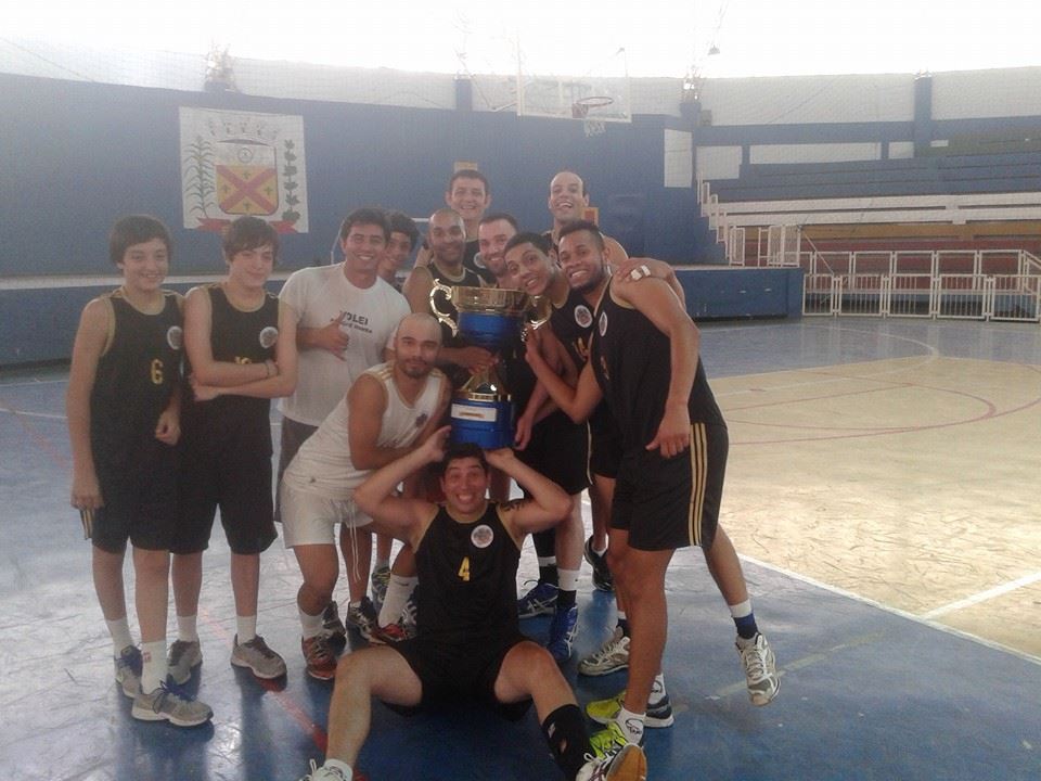 VOLEIBOL MASCULINO - CAMPEO COPA NICOLAU CESARINO 2014