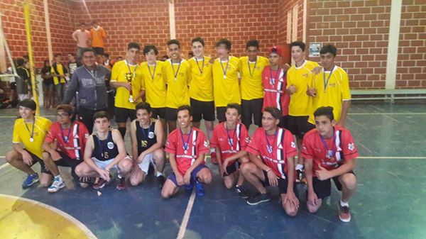 VOLEIBOL CAMPEO EM SILVIANOPOLIS 30.04.2016