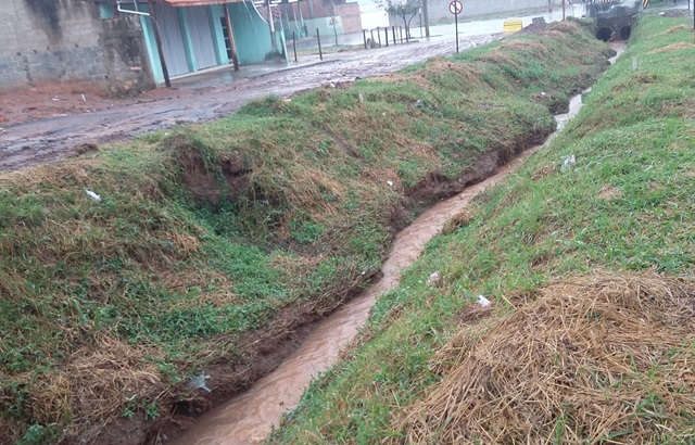 Licitao para canalizao do Crrego Olaria - 23.03.2016